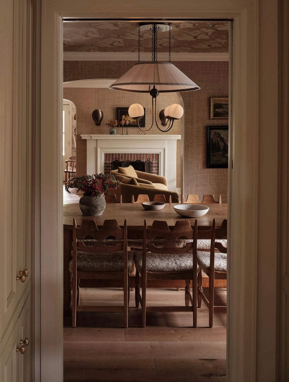 Kitchen & Dining