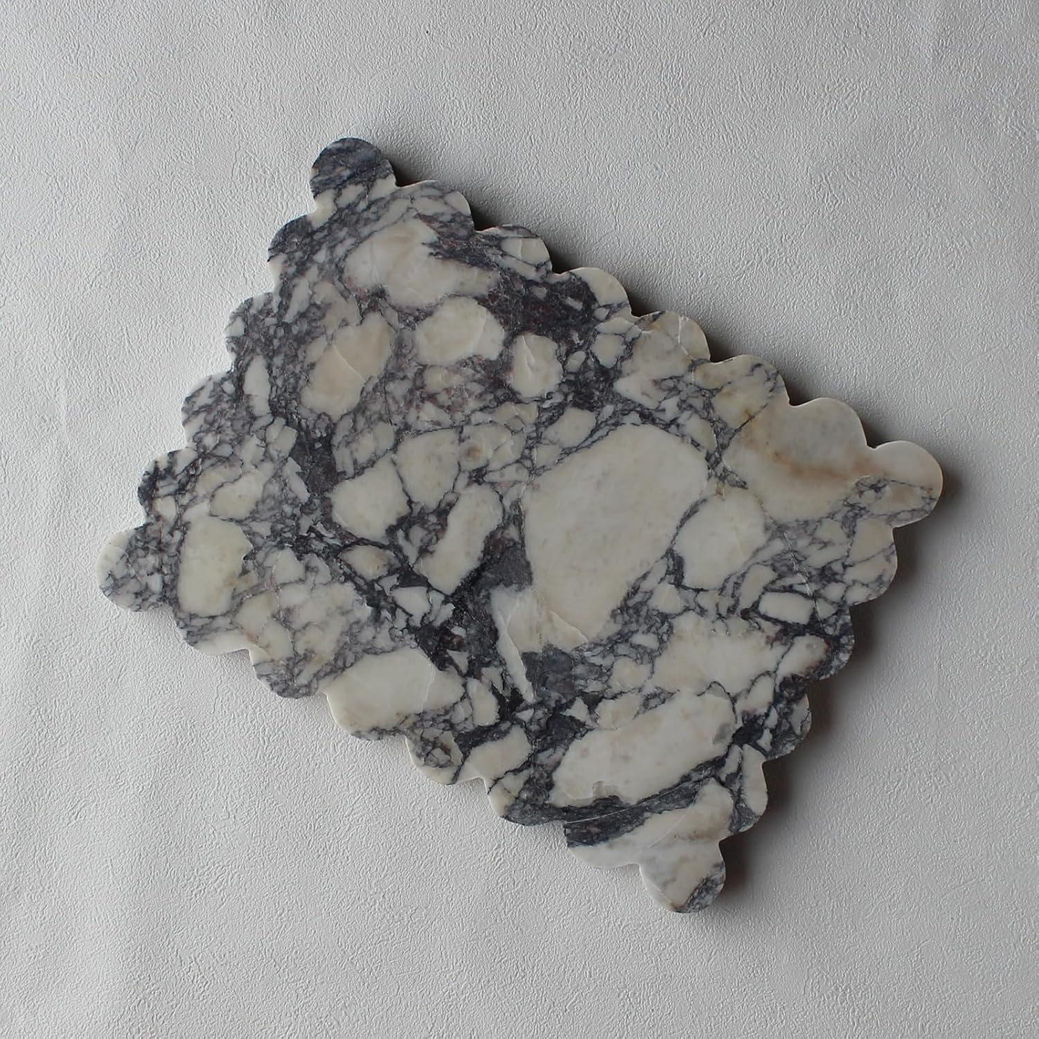 Genuine Calacatta Viola Scalloped Marble Tray